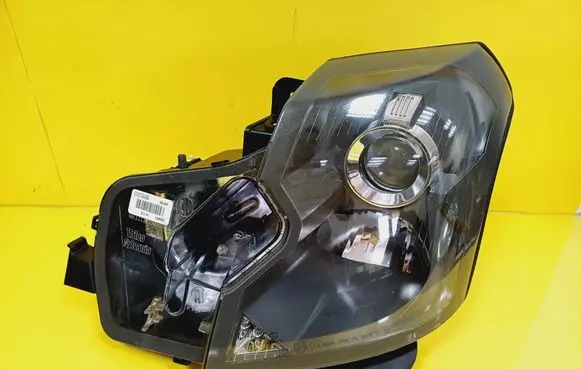 Cadillac CTS Headlight/headlamp 2838671