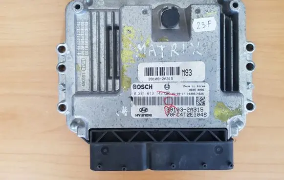 Hyundai Matrix Engine control unit/module 0281013143 391032A315 70FC4T2EI04S