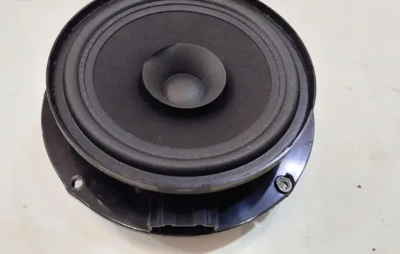 Volkswagen Amarok Front door speaker 2H0035453