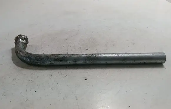 Volkswagen PASSAT B5.5 Wheel nut wrench 4D0012219A