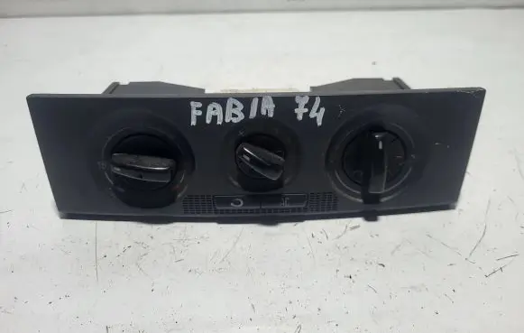 Skoda Fabia Mk1 (6Y) Climate control unit