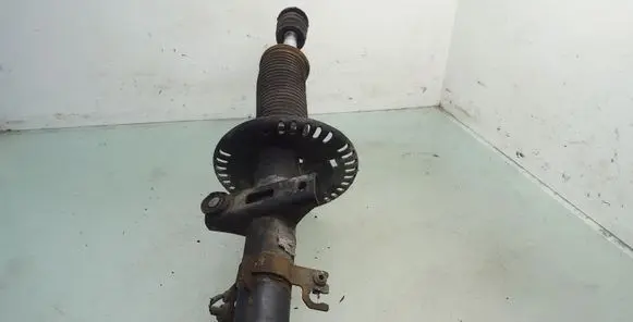 Volkswagen Transporter - Caravelle T5 Front shock absorber/damper H0413051N