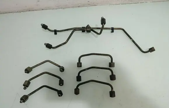 Audi A6 S6 C6 4F Fuel injector supply line/pipe