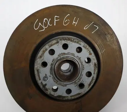Volkswagen Golf VI Front wheel hub spindle knuckle