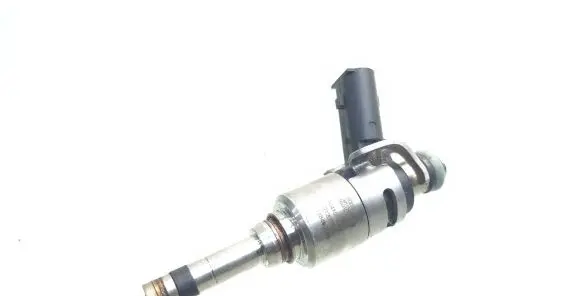 Hyundai Tucson TL Fuel injector 9041080014 21200744 353102B370