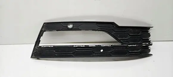 Skoda Octavia Mk4 Front bumper lower grill 5E3807682C