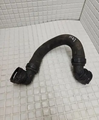 Opel Insignia A Engine coolant pipe/hose 565453722