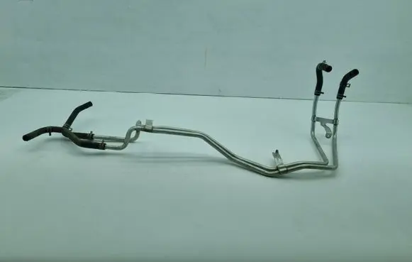Jeep Grand Wagoneer Coolant pipe/hose