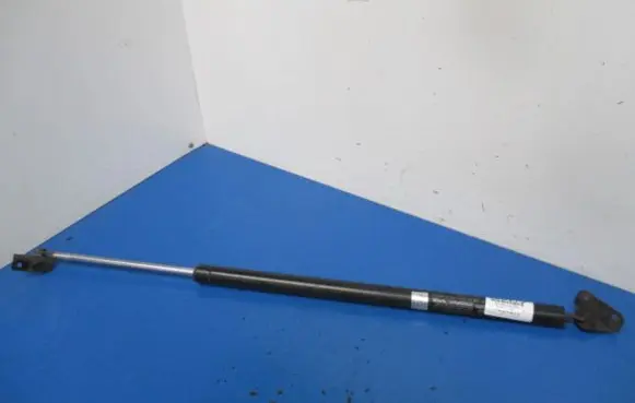 Hyundai H-100 Shock absorber/damper mounting bracket 