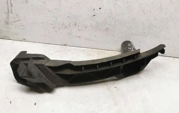 Volkswagen Golf V Front bumper mounting bracket 1K0807889