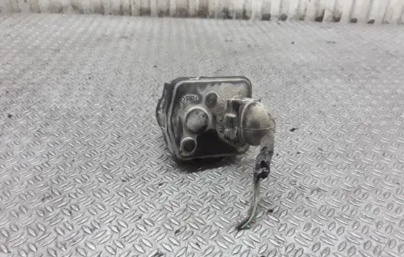 Headlight level adjustment motor