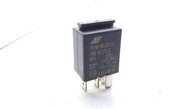 Volkswagen Caddy Other relay 7M0951253C 95VW10K705EA