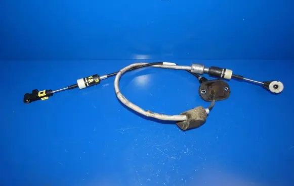 Volvo XC90 Gear shift cable linkage 31325795