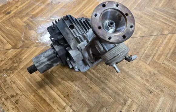 Mazda CX-7 Gearbox transfer box case D004074845 70403256 3LN01