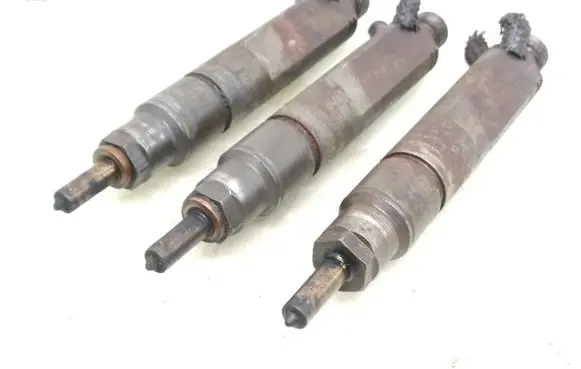 Seat Ibiza II (6k) Fuel injector 028130201G