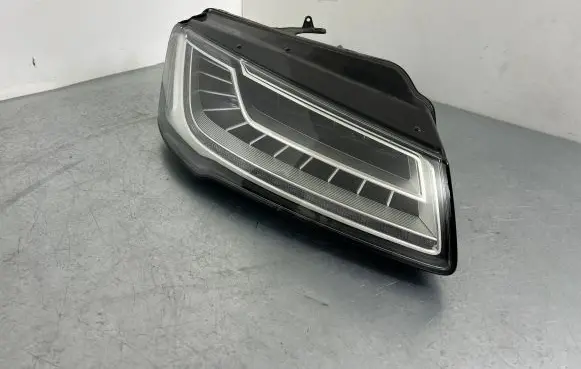 Audi A8 S8 D4 4H Headlight/headlamp 4H0941784A 1LX01149644
