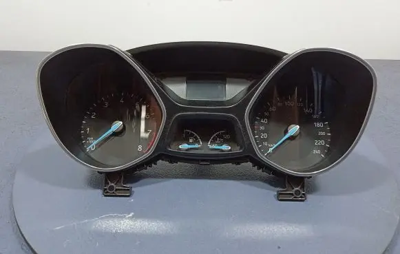 Ford Focus ST Speedometer (instrument cluster) F1ET-10849-BAH
