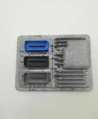 Opel Mokka X Engine control unit/module 8118393393 R11700500000008P