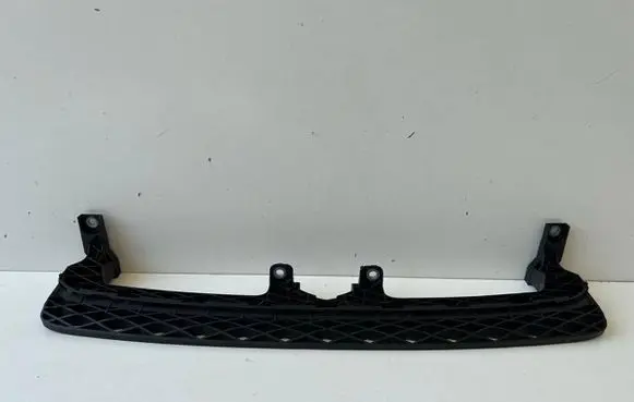 Volkswagen PASSAT B7 Front bumper mounting bracket 3AA807571