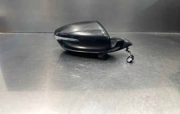 KIA Ceed Front door electric wing mirror 20435146