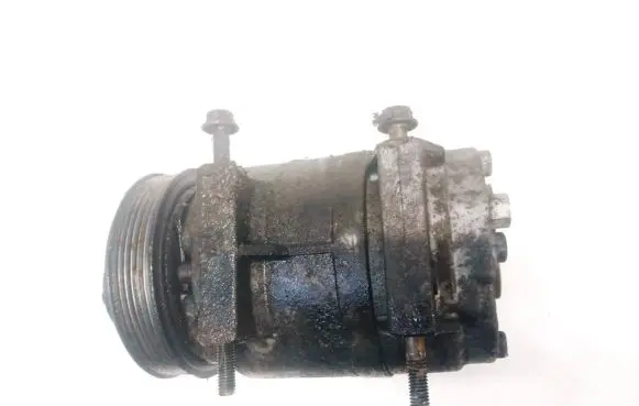 Volvo XC90 Air conditioning (A/C) compressor (pump)