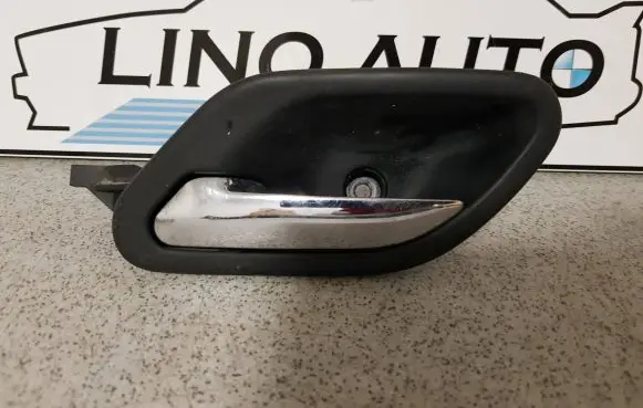BMW 5 E39 Front door interior handle 8125513