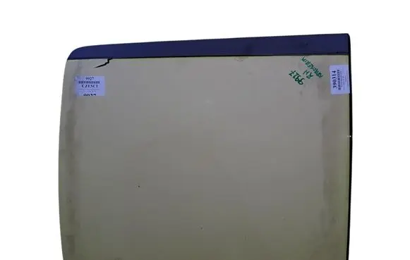 Volkswagen Caddy Rear side window