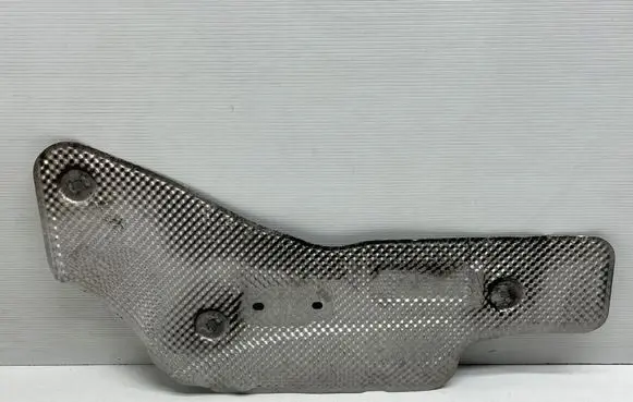 Porsche Macan (95B) Exhaust heat shield 95B804162
