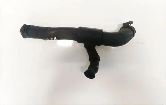 Volkswagen PASSAT B3 Engine coolant pipe/hose