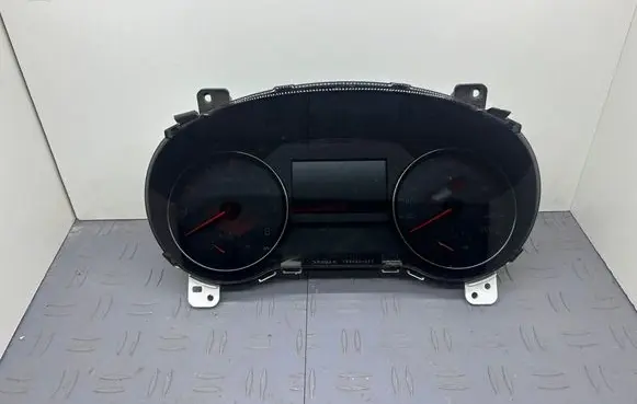 KIA Sportage Speedometer (instrument cluster) 769318420