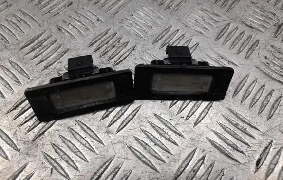 Audi Q5 SQ5 Number plate light 8T0943021