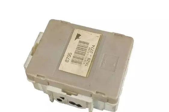 Toyota Auris 150 Other control units/modules 8267112250