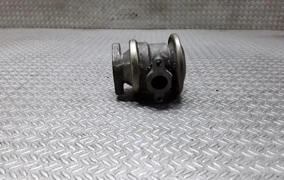 Audi A6 S6 C5 4B EGR valve 06C131102A