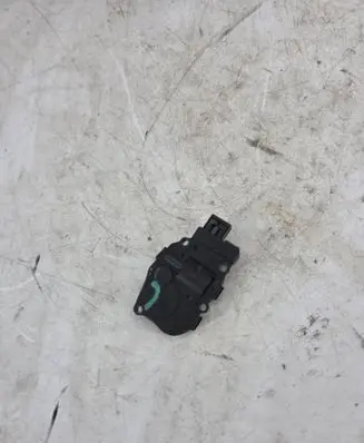 Mercedes-Benz ML W164 Air flap motor/actuator EFB336 28062006 929888G