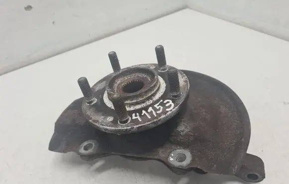 Citroen C-Crosser Front wheel hub
