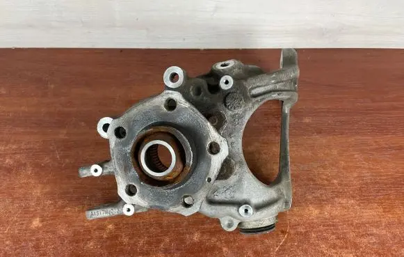 Audi Q5 SQ5 Rear wheel hub spindle/knuckle 8R0505436C