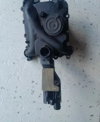Audi A6 S6 C7 4G Breather valve 06E103547E