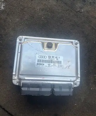 Audi A6 S6 C5 4B Engine control unit/module 8E0907401M 1039S04219 0281011255