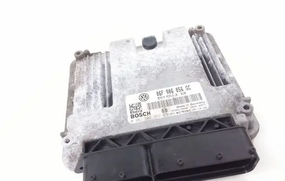 Volkswagen PASSAT B6 Engine control unit/module 06F906056GC 0261S02253