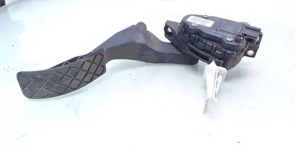 Seat Toledo II (1M) Accelerator throttle pedal 1J1721503H