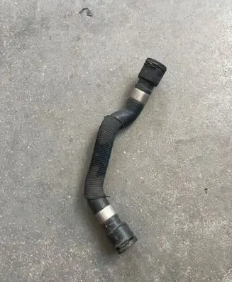 BMW 5 F10 F11 Engine coolant pipe/hose 8517081