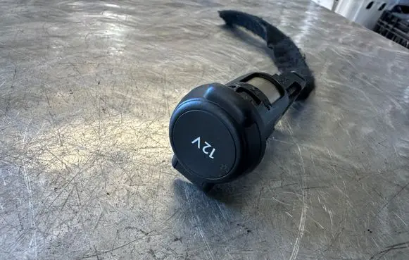 Citroen C4 II Picasso 12 V Socket (rear) 