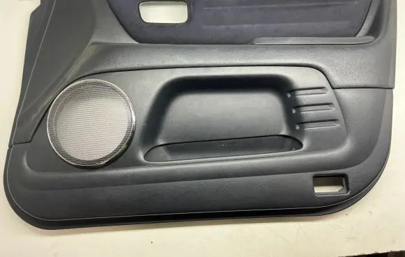 Lexus IS 200-300 Front door card panel trim 6776353020