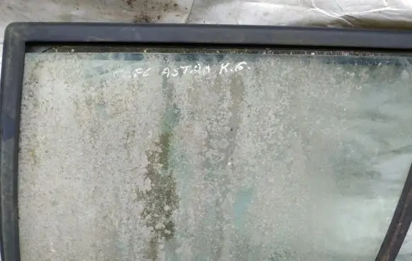 Opel Astra F Rear door window glass