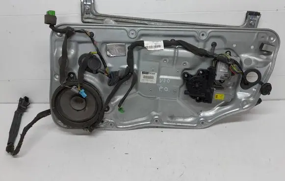 Volvo V70 Front door window regulator with motor 30661066 983040 7G9T14B533KD