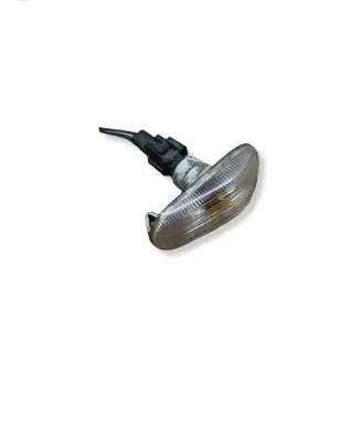 Saab 9-3 Ver2 Front fender indicator light WY5W