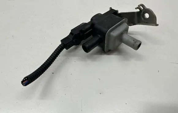 Toyota Camry VIII XV70 Electric auxiliary coolant/water pump 9091012279