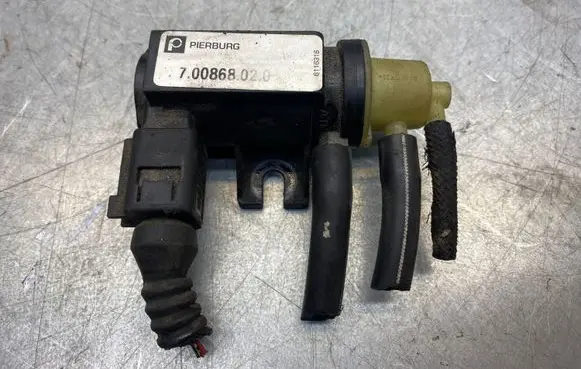 Audi A4 S4 B6 8E 8H Turbo solenoid valve 19021M22 700868020