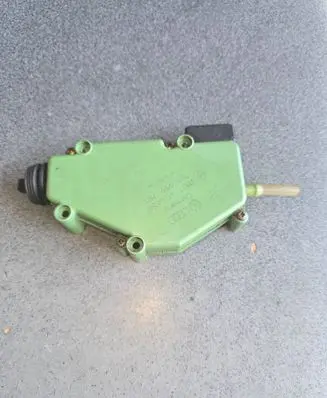 Volkswagen Transporter - Caravelle T4 Central locking motor 701959781 403680 0D2004