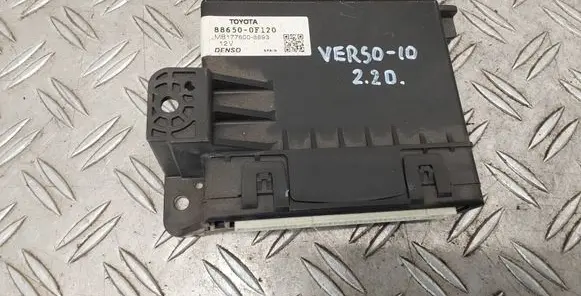 Toyota Verso Climate control unit 886500F120